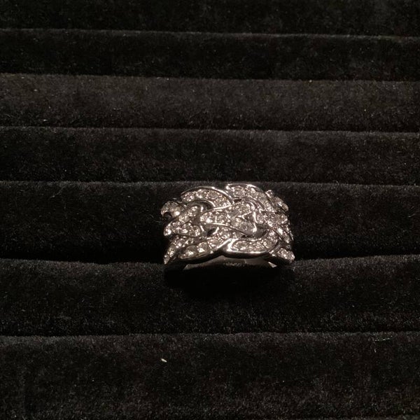Ring met strass, maat 16