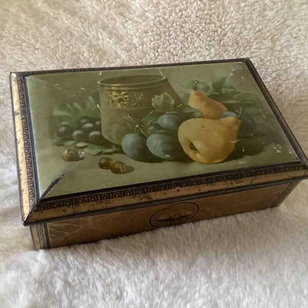 Art nouveau blik met stilleven bol deksel 22x13x8 cm