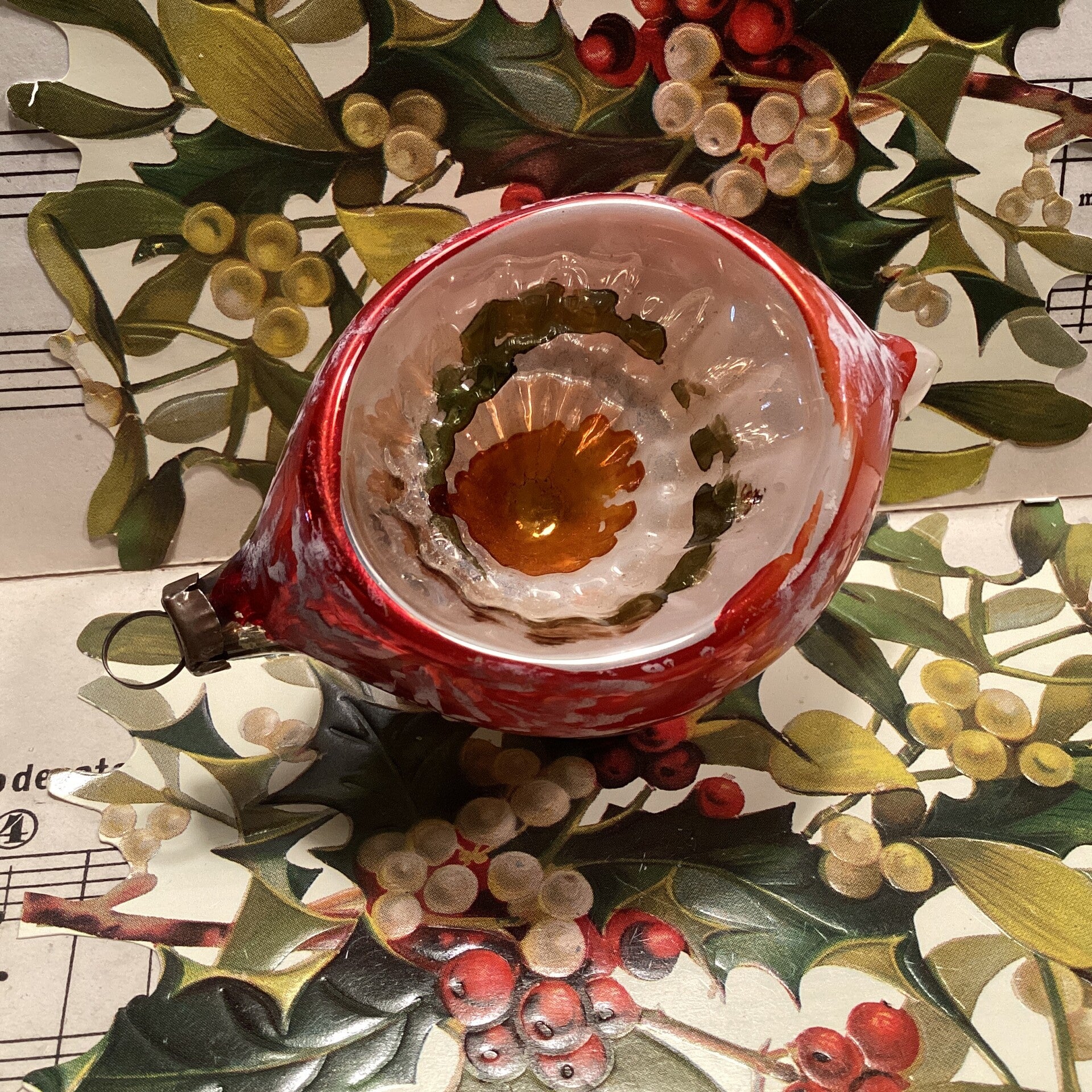 Antieke deukbal pegel melkwit glas, 9 cm