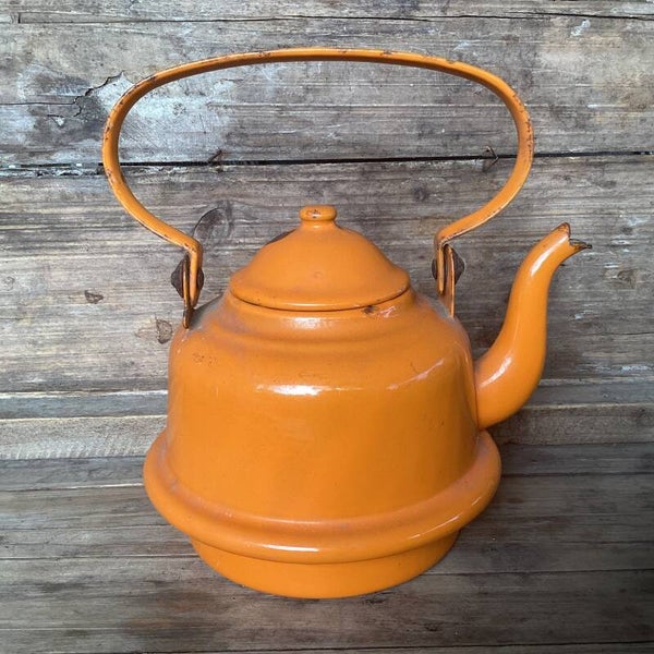 Oranje theepot met handvat, 20 cm