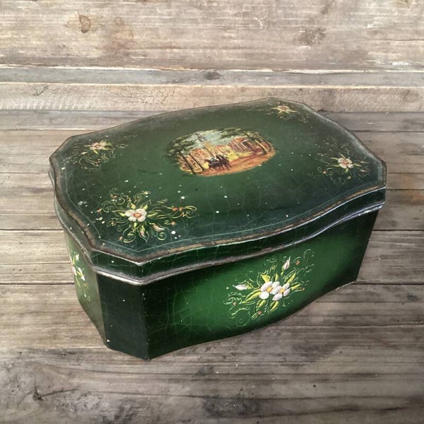 Antiek thee blikje groen, 16x11x7 cm, met bloemen en paarden