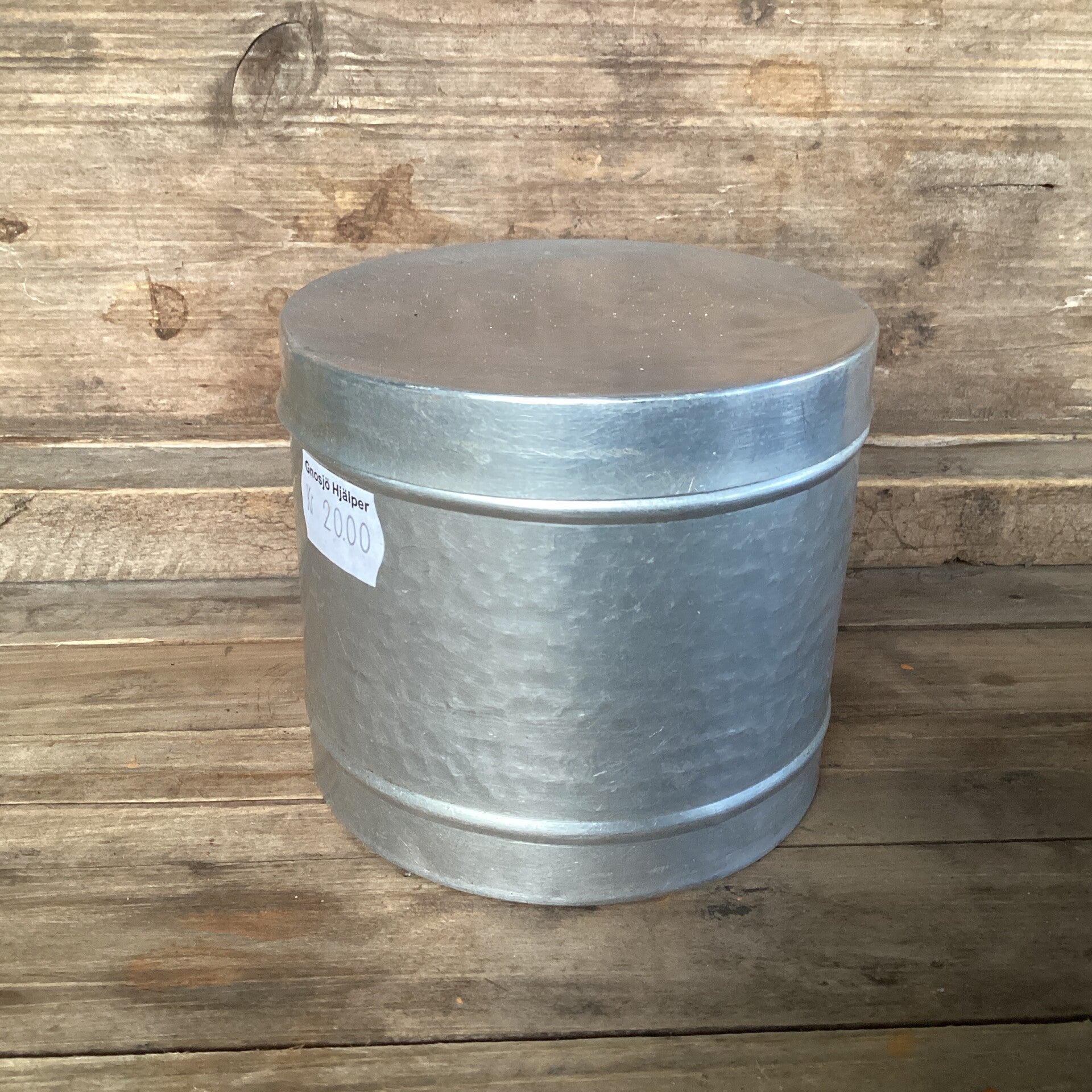 Aluminium blikje, gehamerd, 9x9 cm