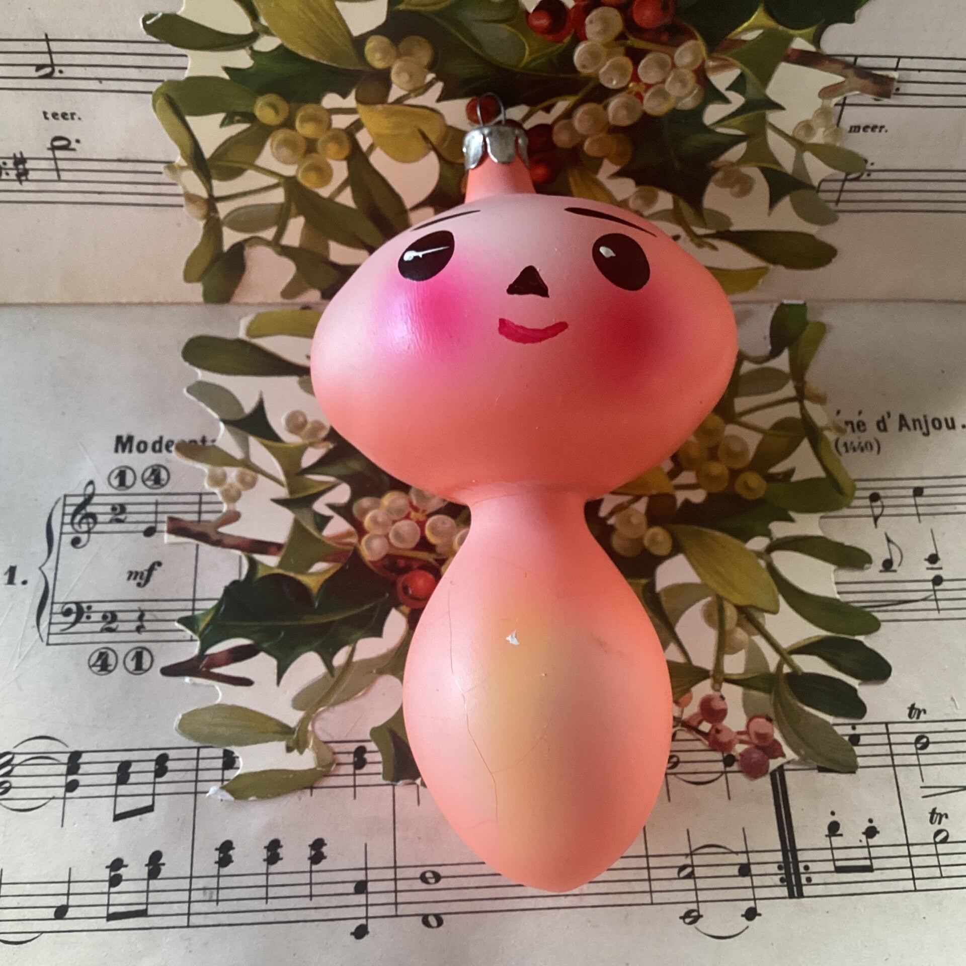 Oude kerstbal uit Oekraïne, 13 cm, paddenstoel met gezicht?