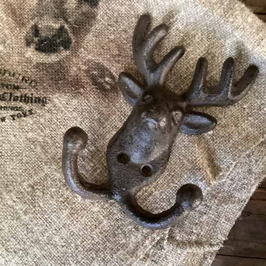 Dubbele haak hert ijzer 14x10x5 cm