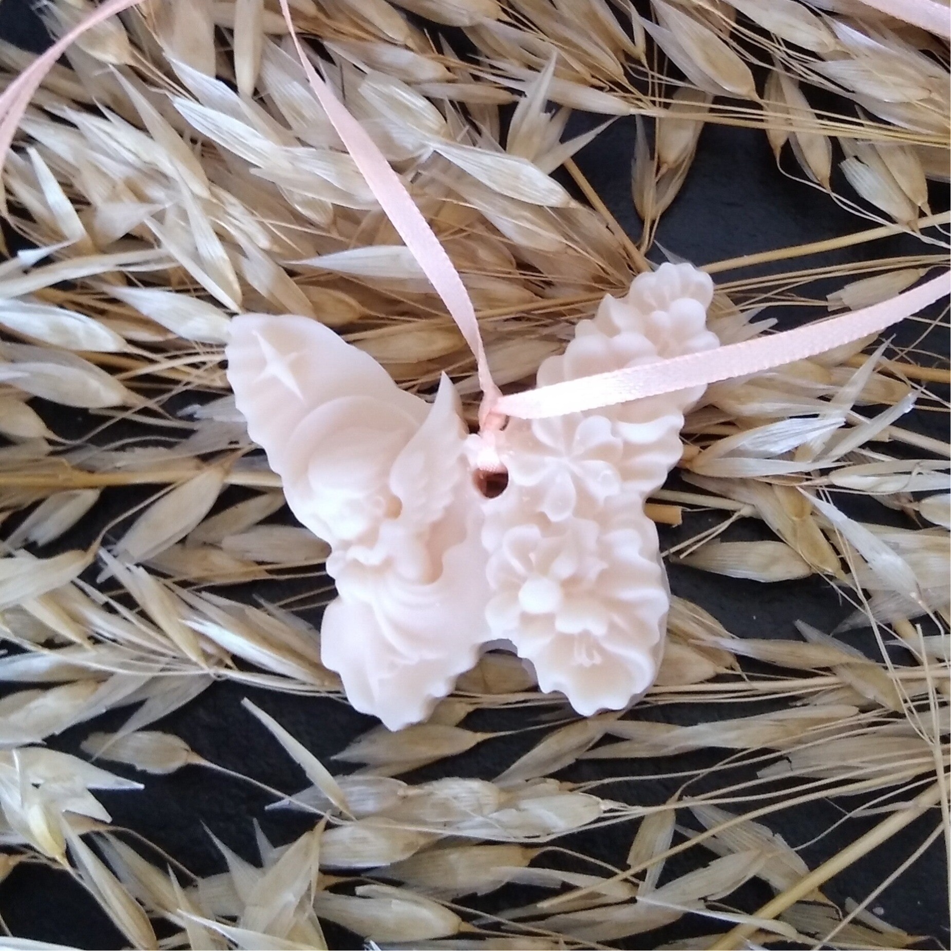 Suspension  Papillon