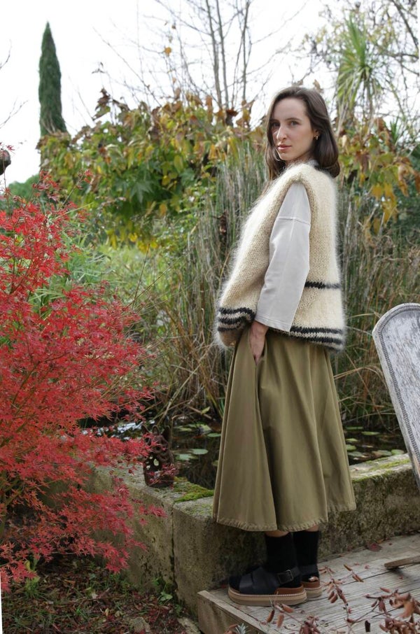 18. Pull sans manches Beige claire