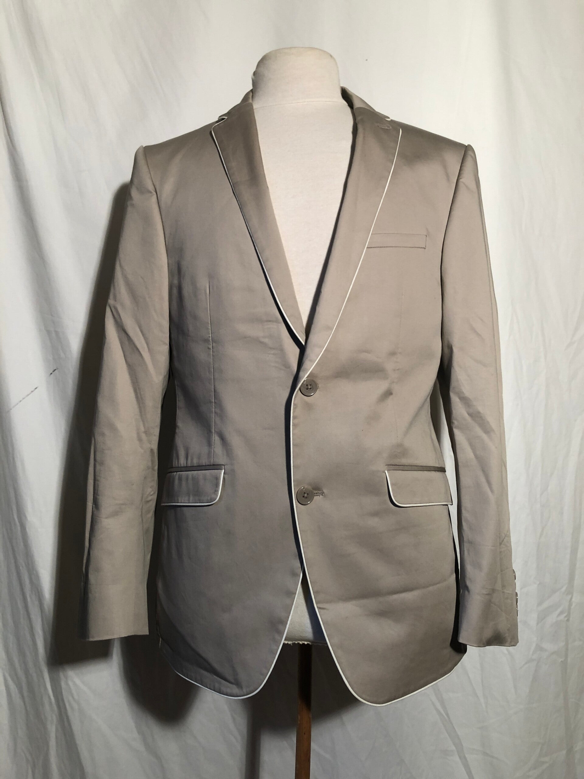 We beige colbert maat 50