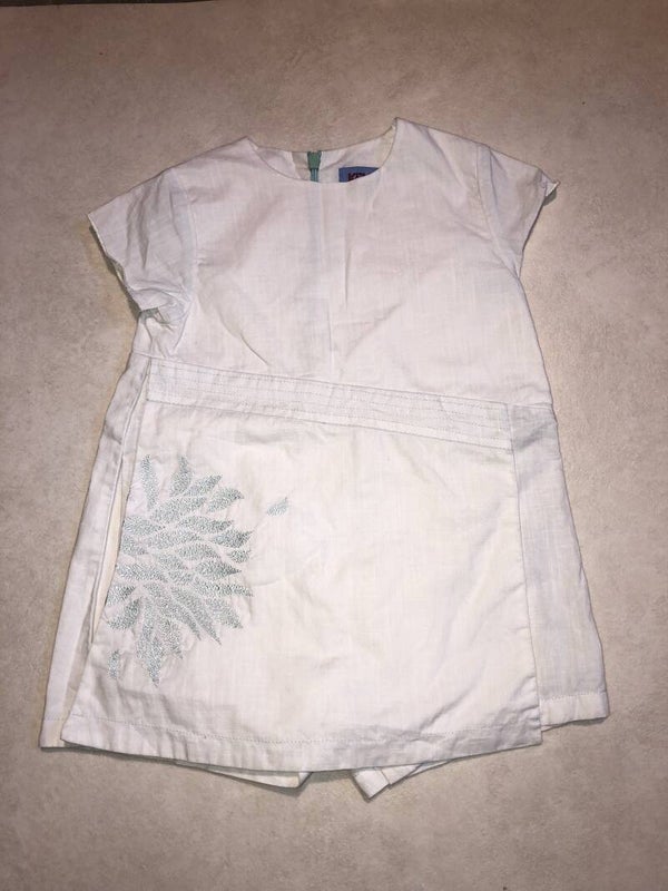 Kenzo wit apart jurk en broekpakje in een maat 74