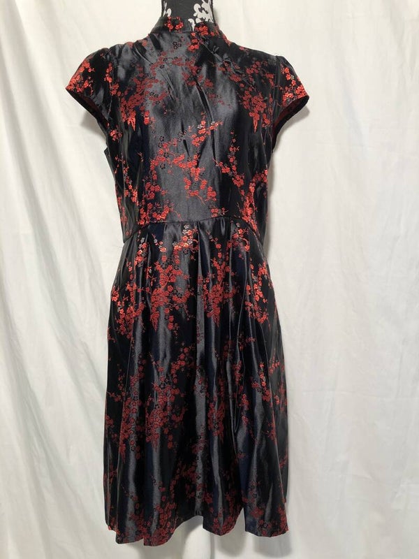 Voodoo Vixen zwart/rode retro jurk van Chinese zijde maat XL