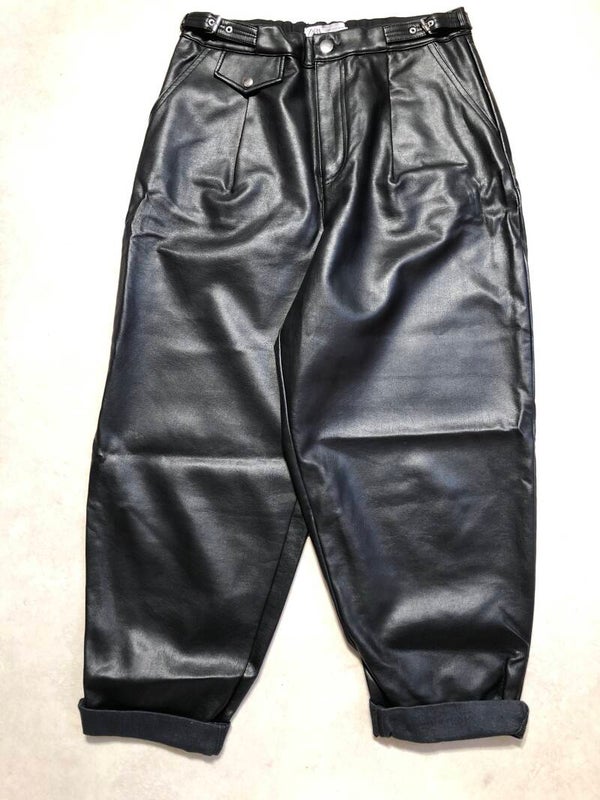 Zara imitatie leder driekwart broek maat 38