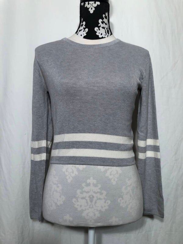 Pull & Bear grijs kort truitje met witte strepen maat L