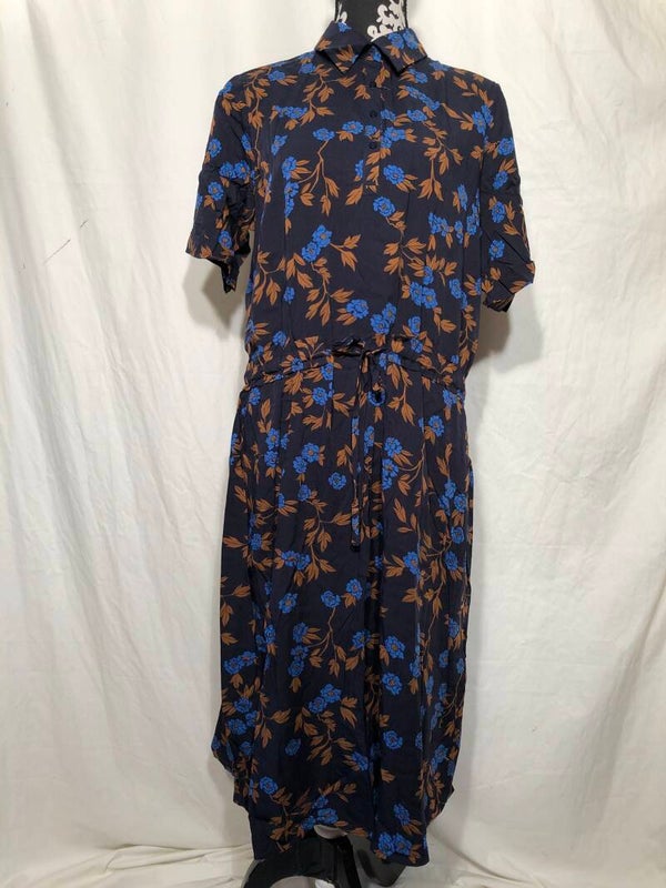 Yesta donkerblauw gebloemde jurk maat 44