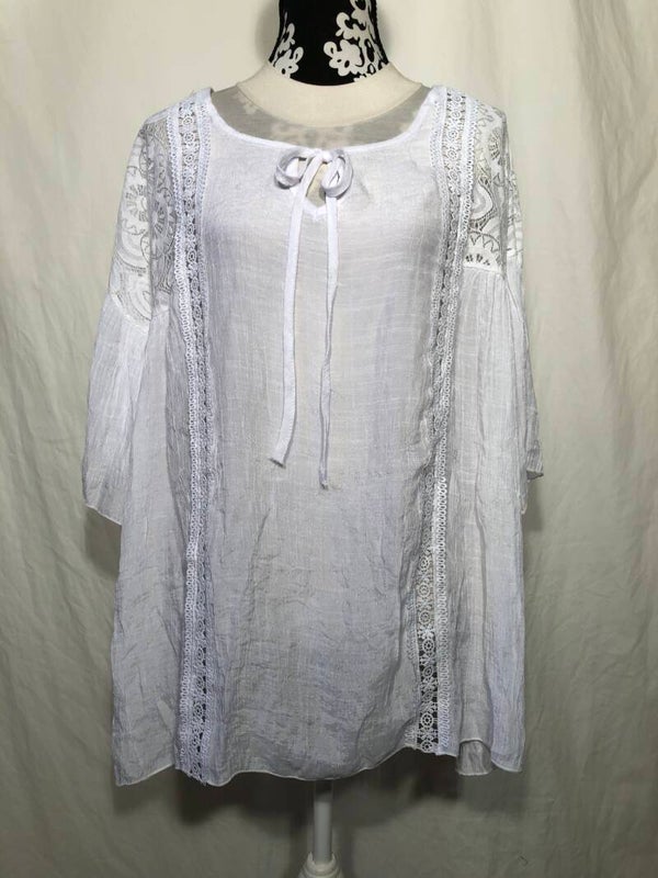 Wit zomer tuniek met kant en borduur maat 48