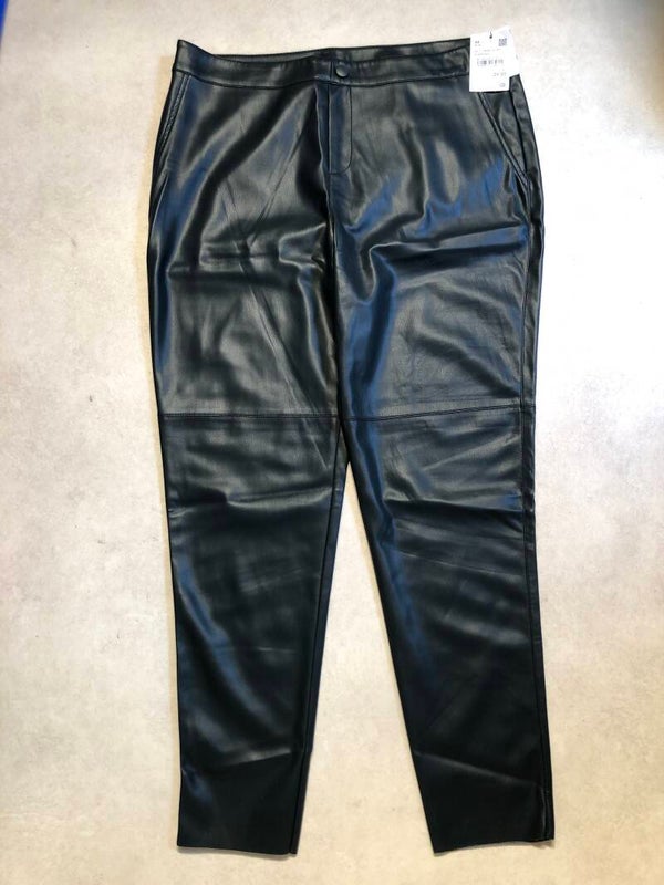 C&A donkergroene imitatie leder broek maat 44