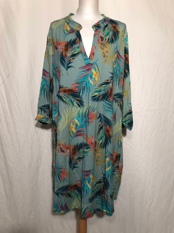 Didi zachtgroene jurk met bladeren maat 48