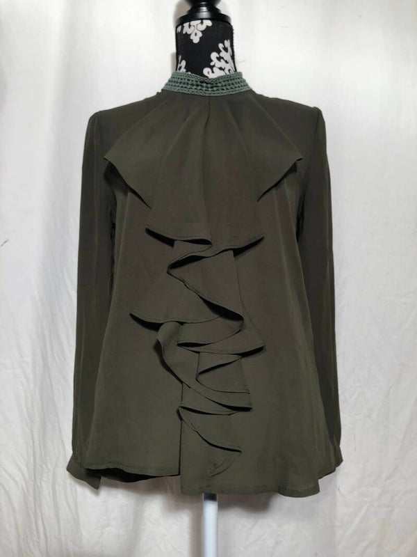 Unika groen tuniek met ruches en geborduurd kraagje maat M