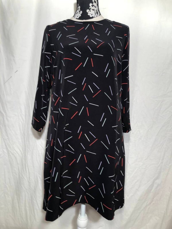 We zwarte jurk met print en strik op de rug maat L