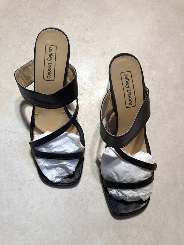 Ashley Brooke zwart leder pumps met handbeschilderde hak maat 39