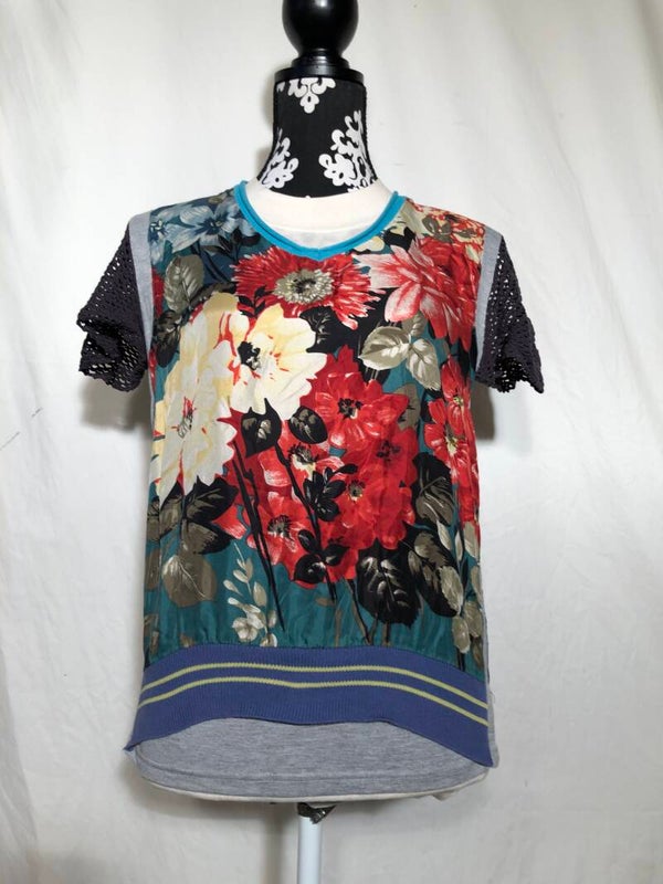 Ra Re gebloemd shirt met gehaakte mouwtjes maat M