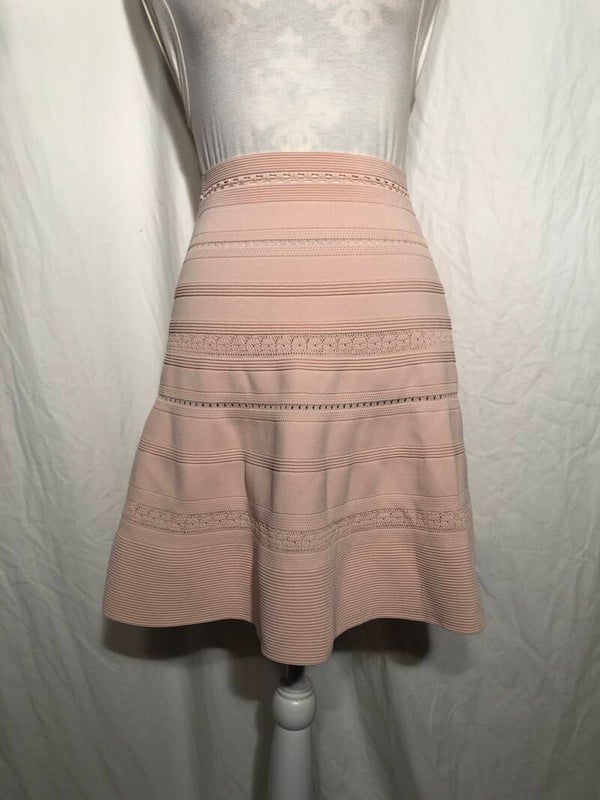 Sandro zachtroze rokje maat XS