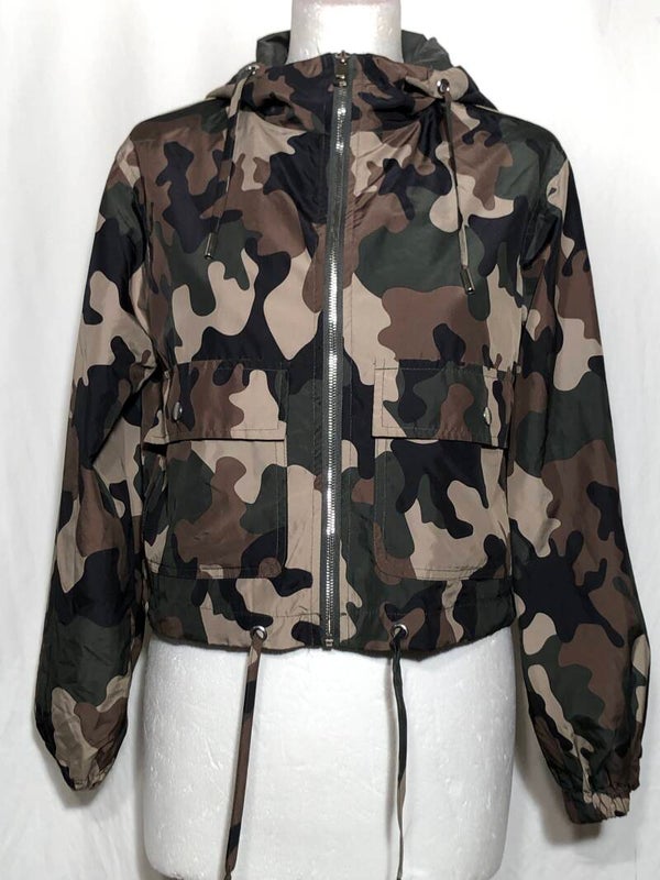 Pull & Bear legerprint outdoor jasje met capuchon maat XS