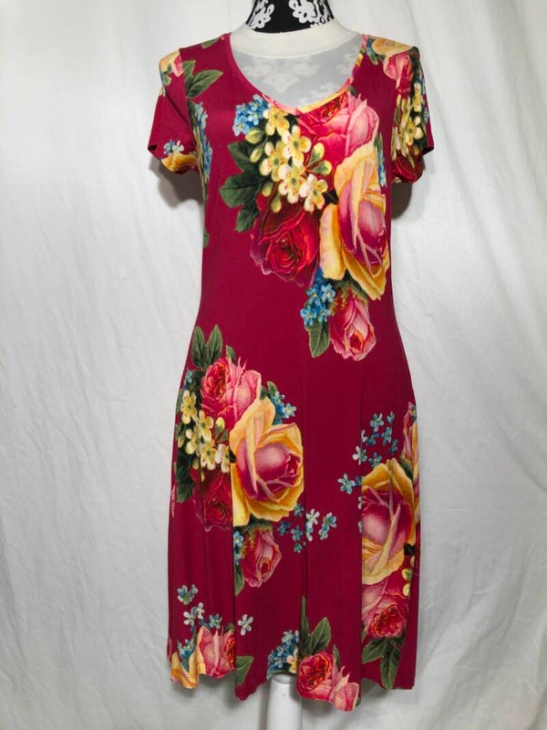 Wings of wonders roze jurk met bloemen maat L