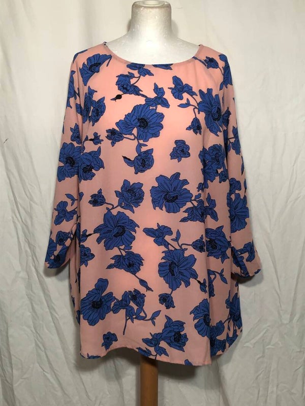 Only Carmakoma roze tuniek met blauwe bloemen maat 46