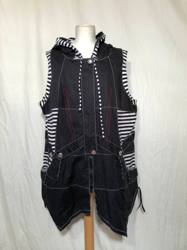 Be the Queen zwart gilet jasje met capuchon maat 52