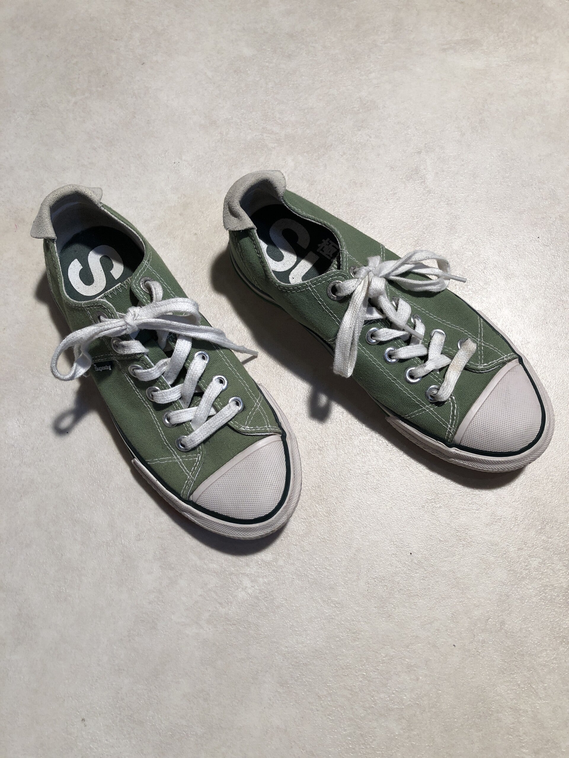 Superdry grasgroene veter sneakers maat 37