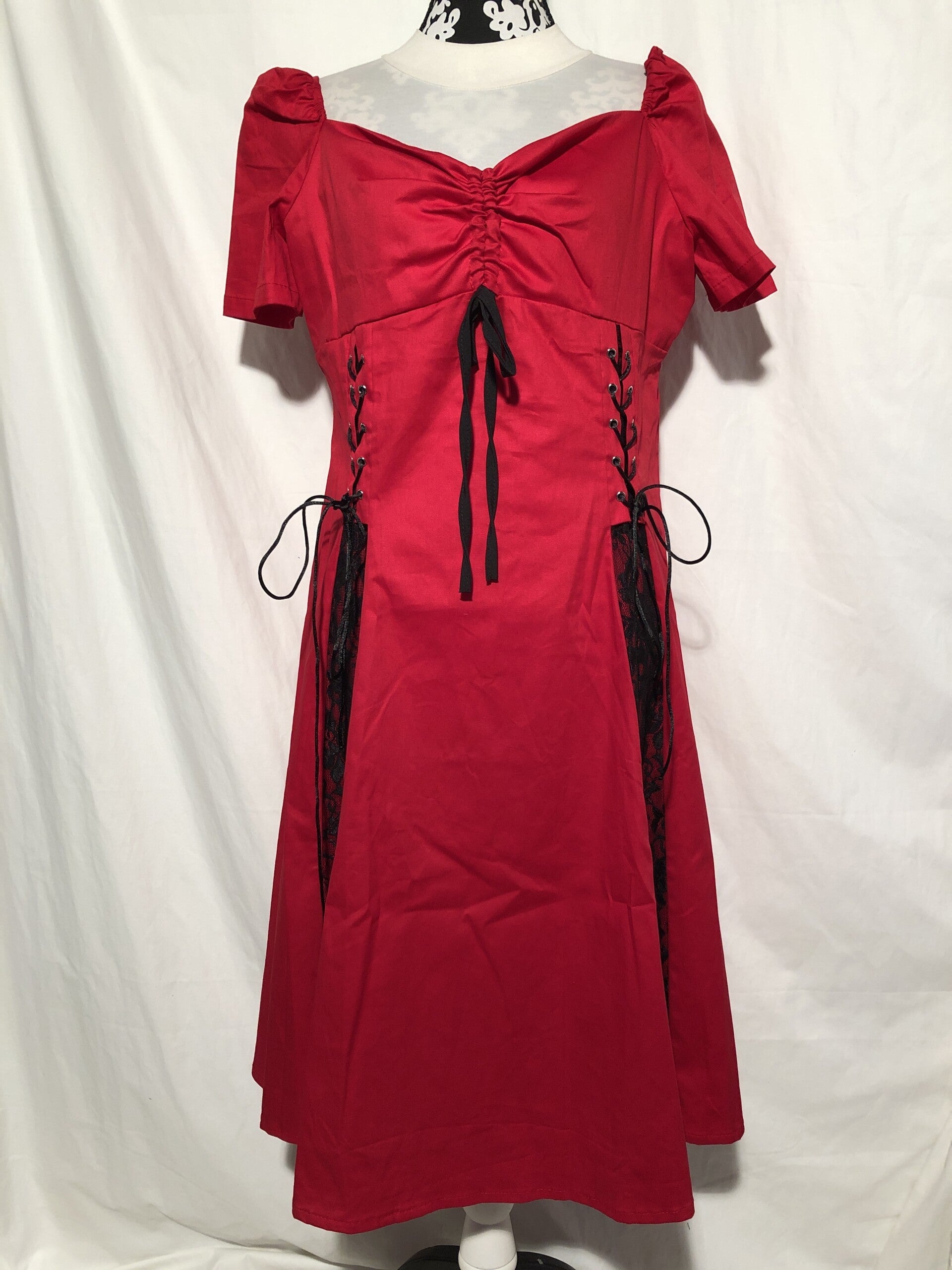 Rood retro swingdress met kant en strikjes maat XL