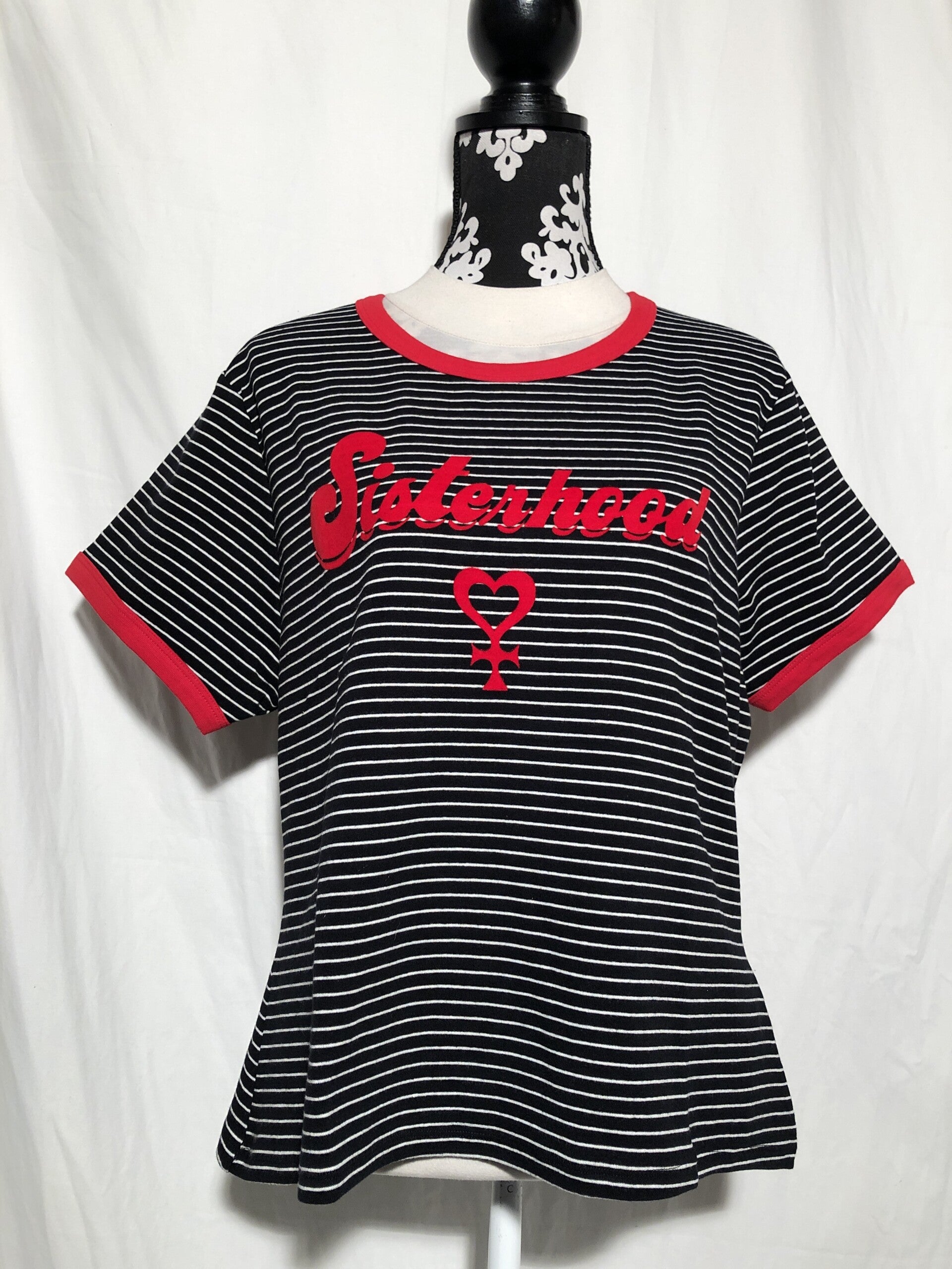 Hell bunny zwart/wit gestreept retro t-shirt sisterhood maat L