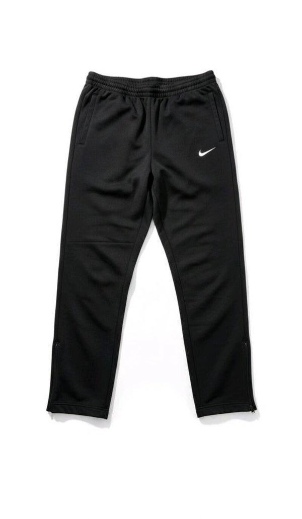 Nike Vintage Jogger Pants – Minimal Sportswear Edition