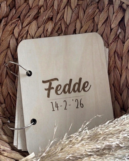 Bewaarbundel geboortekaartjes €14,95