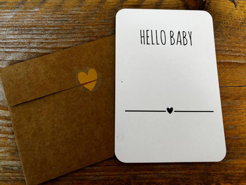 A6 formaat "Hello baby" inclusief envelop en sluitzegel €2,-