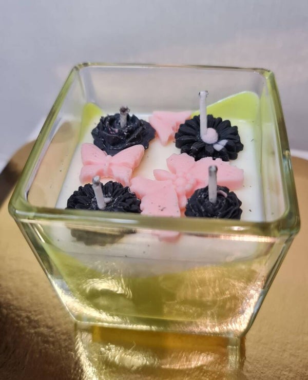 Vela en vaso floral