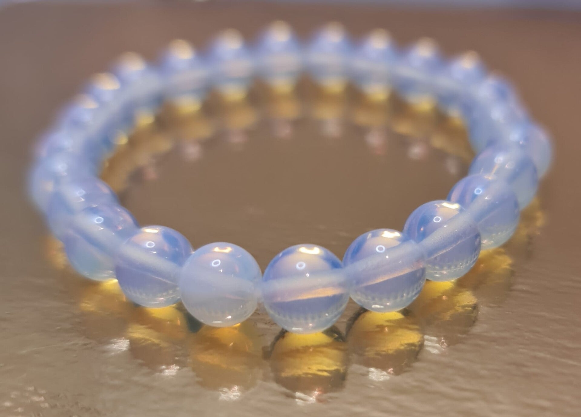 Pulsera de Opalita Traslúcida