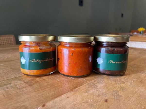 Jampotjes met chutney