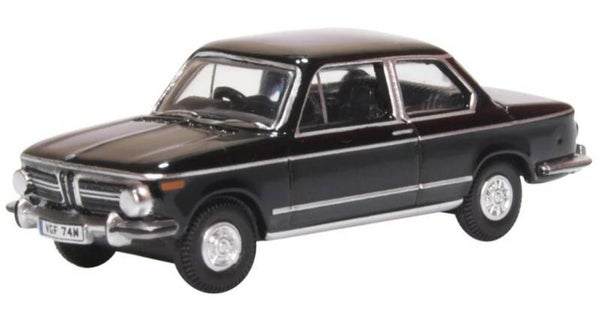 76BMO2004-BMW 2002 BLACK