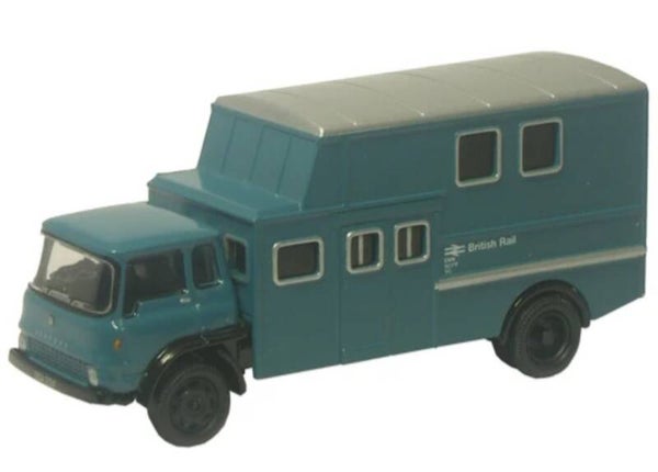 76TK009-Bedford TK Crew Bus British Rail