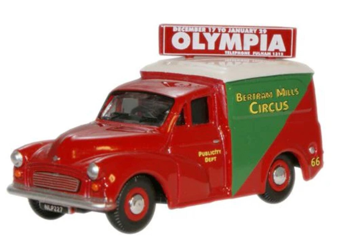 76MM058-Morris 1000 Van. Bertram Mills