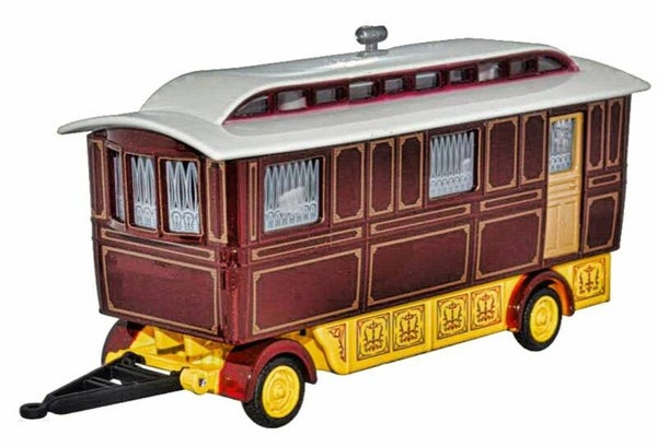 76SCV001 Showmans Caravan Maroon