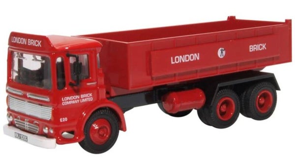 76TIP005 AEC Tipper London Brick