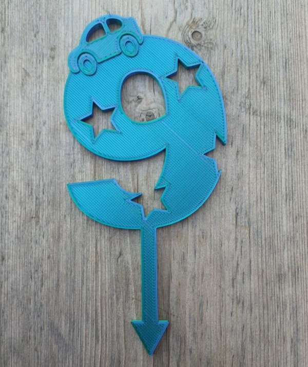 Taarttopper 9 met auto