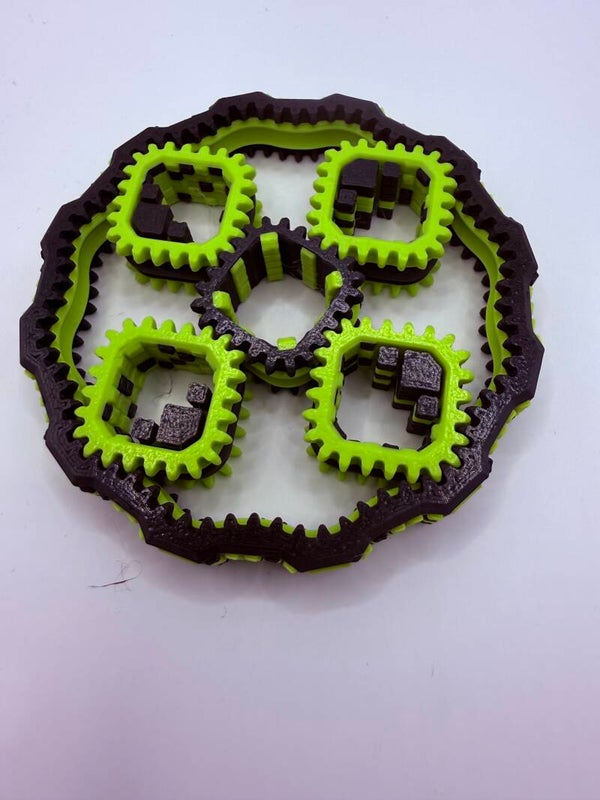 QuadraGear Spinner
