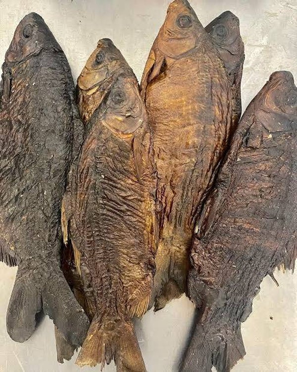 MBOTO (Poisson fume)