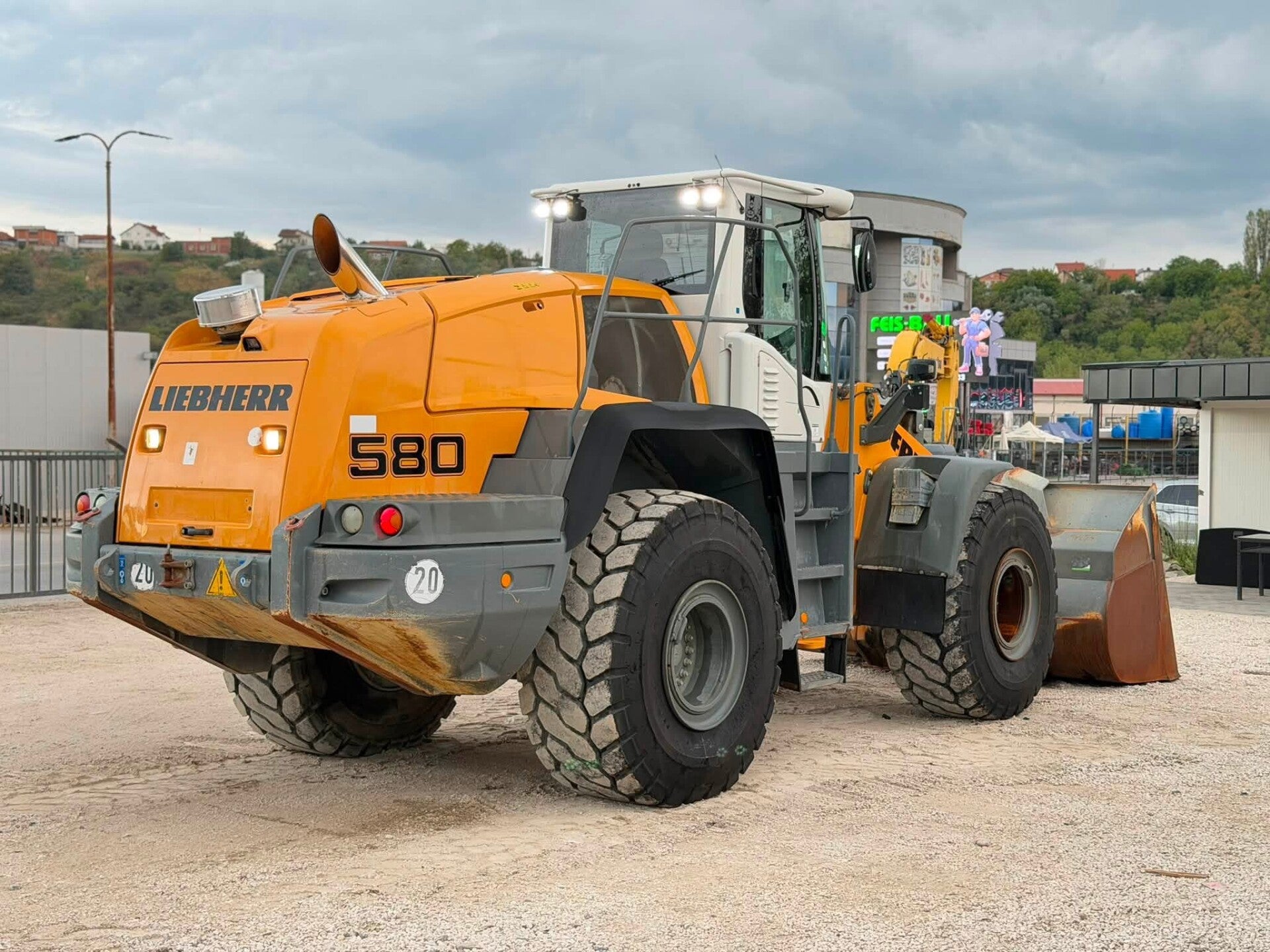 LIEBHERR L580