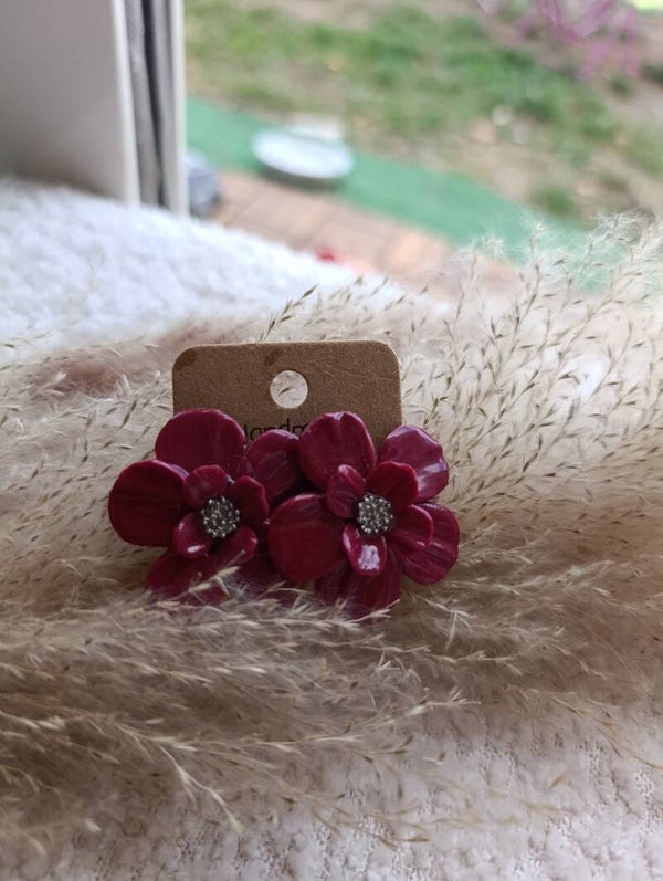 Fleurs bordeaux