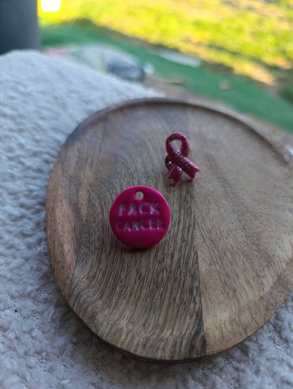 Pin's
