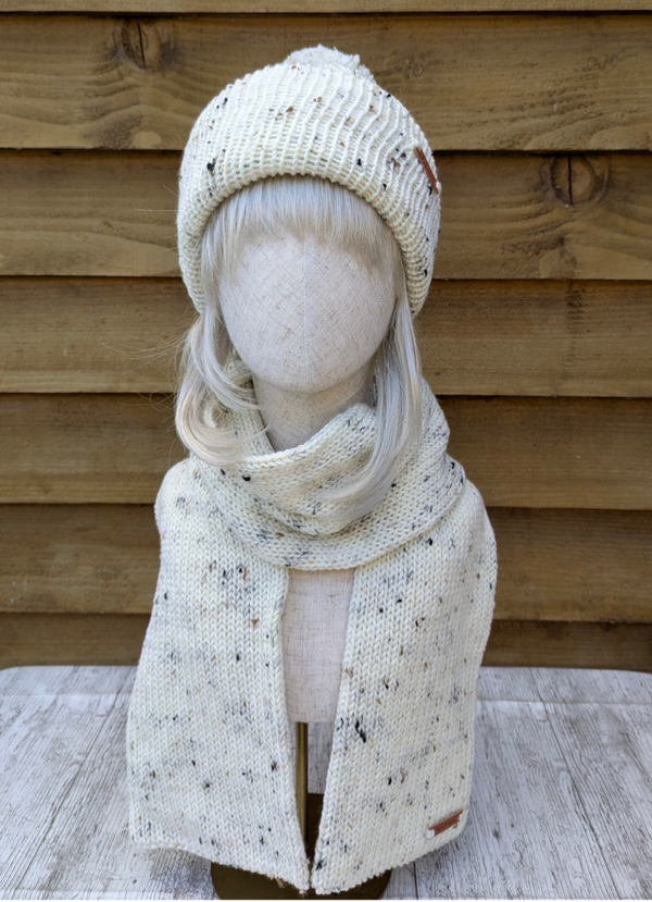 Cream Tweed Knitted Hat and Scarf