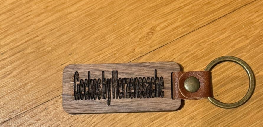 Schlüsselanhänger aus Holz